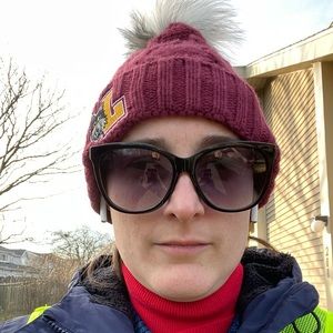 Meet your Posher, Caroline